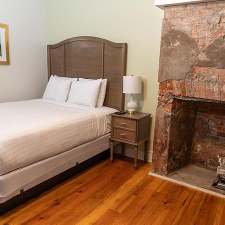 Inn On St. Ann, A French Quarter Guest Houses Property New Orleans Bagian luar foto