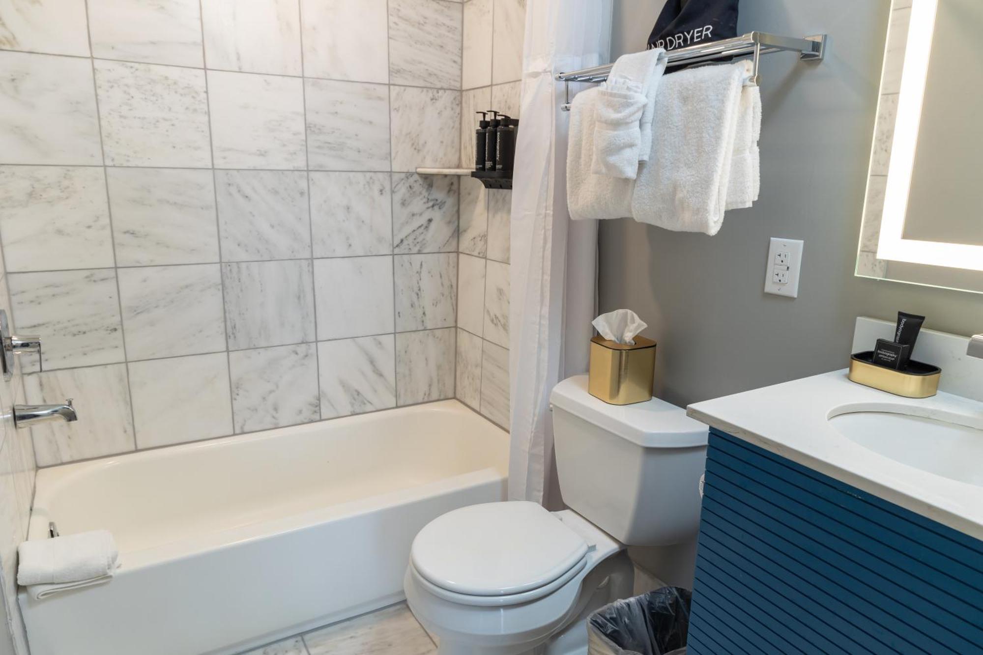 Inn On St. Ann, A French Quarter Guest Houses Property New Orleans Bagian luar foto