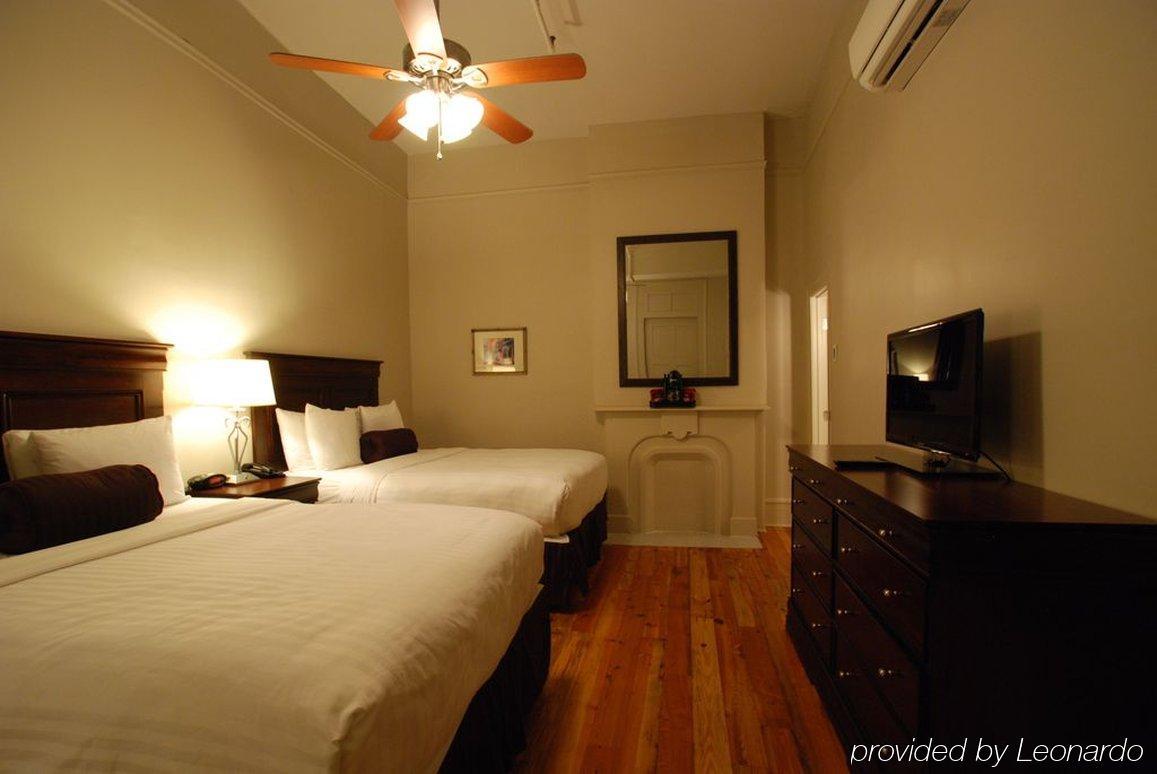Inn On St. Ann, A French Quarter Guest Houses Property New Orleans Bagian luar foto