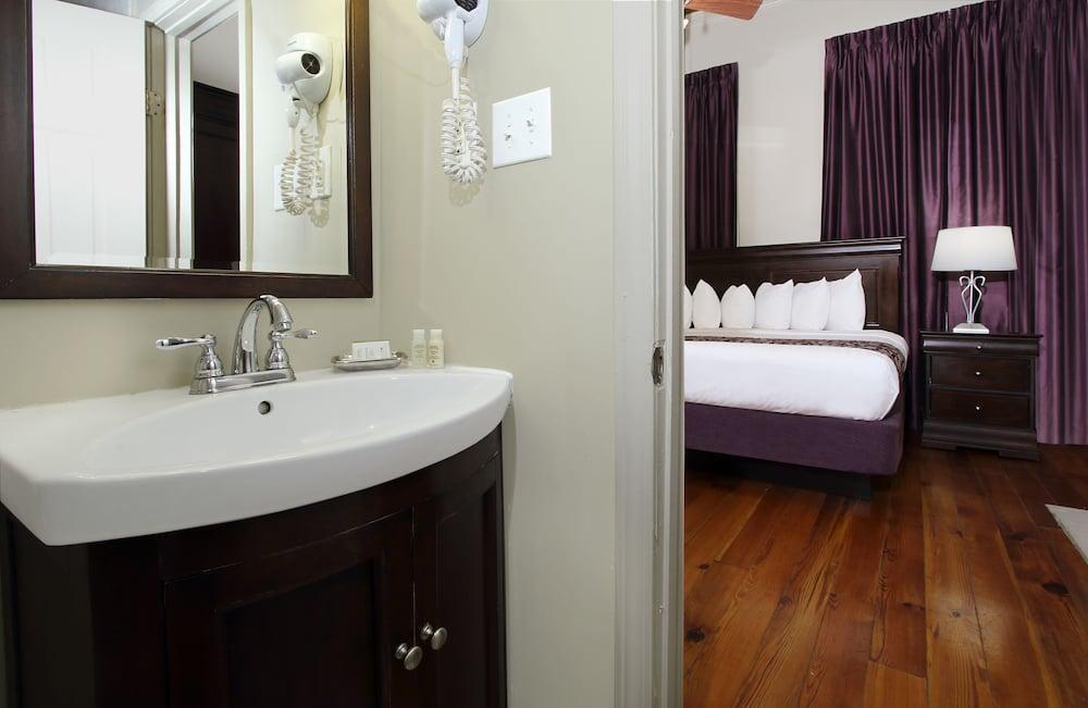 Inn On St. Ann, A French Quarter Guest Houses Property New Orleans Bagian luar foto